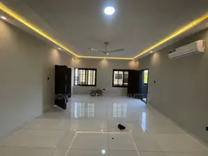 3bdrm Duplex in Paraku Estate, Ga East Municipal for rent