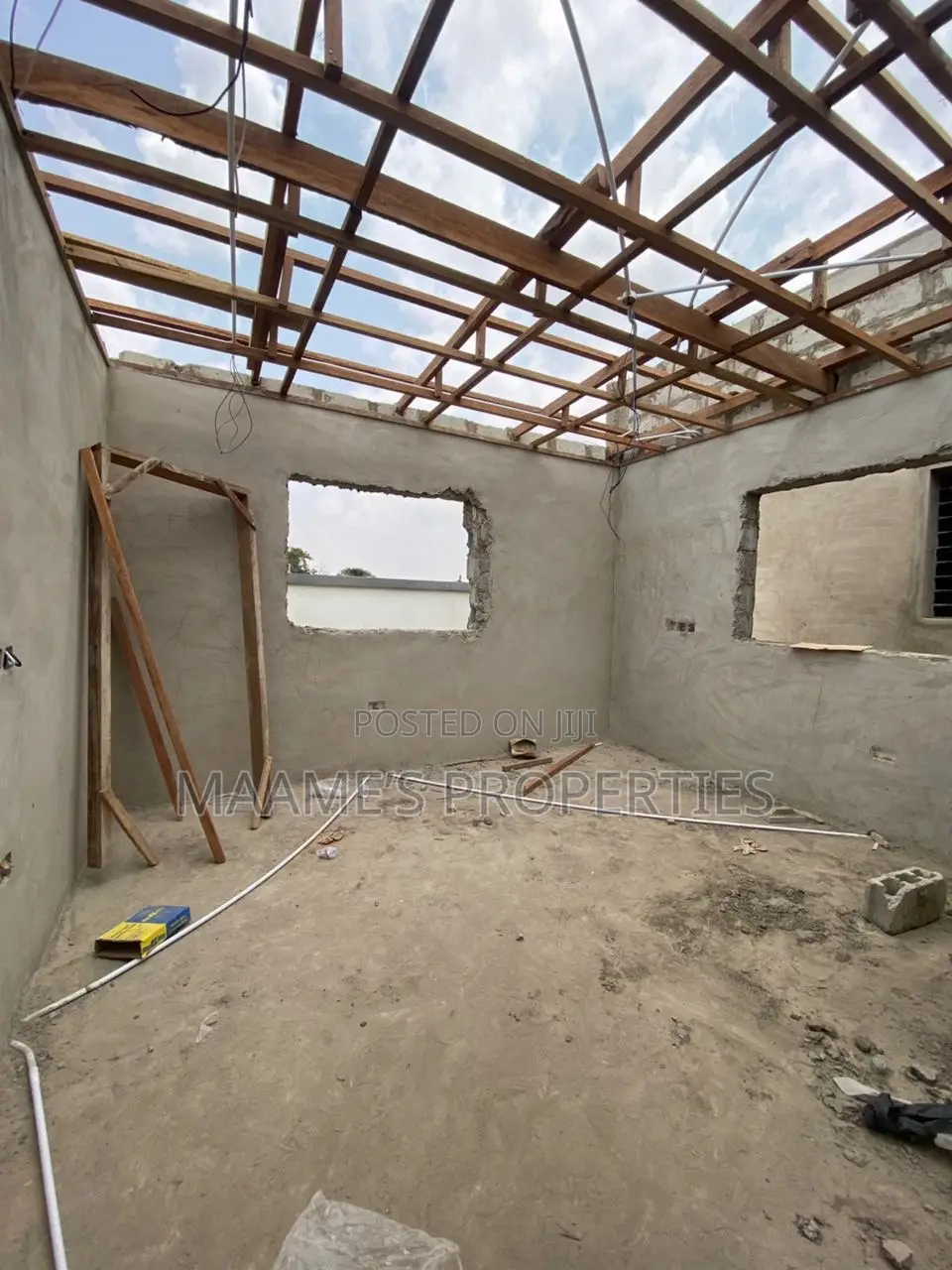 4bdrm Duplex in Adenta for sale