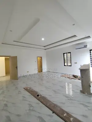 4bdrm Duplex in East Legon for sale