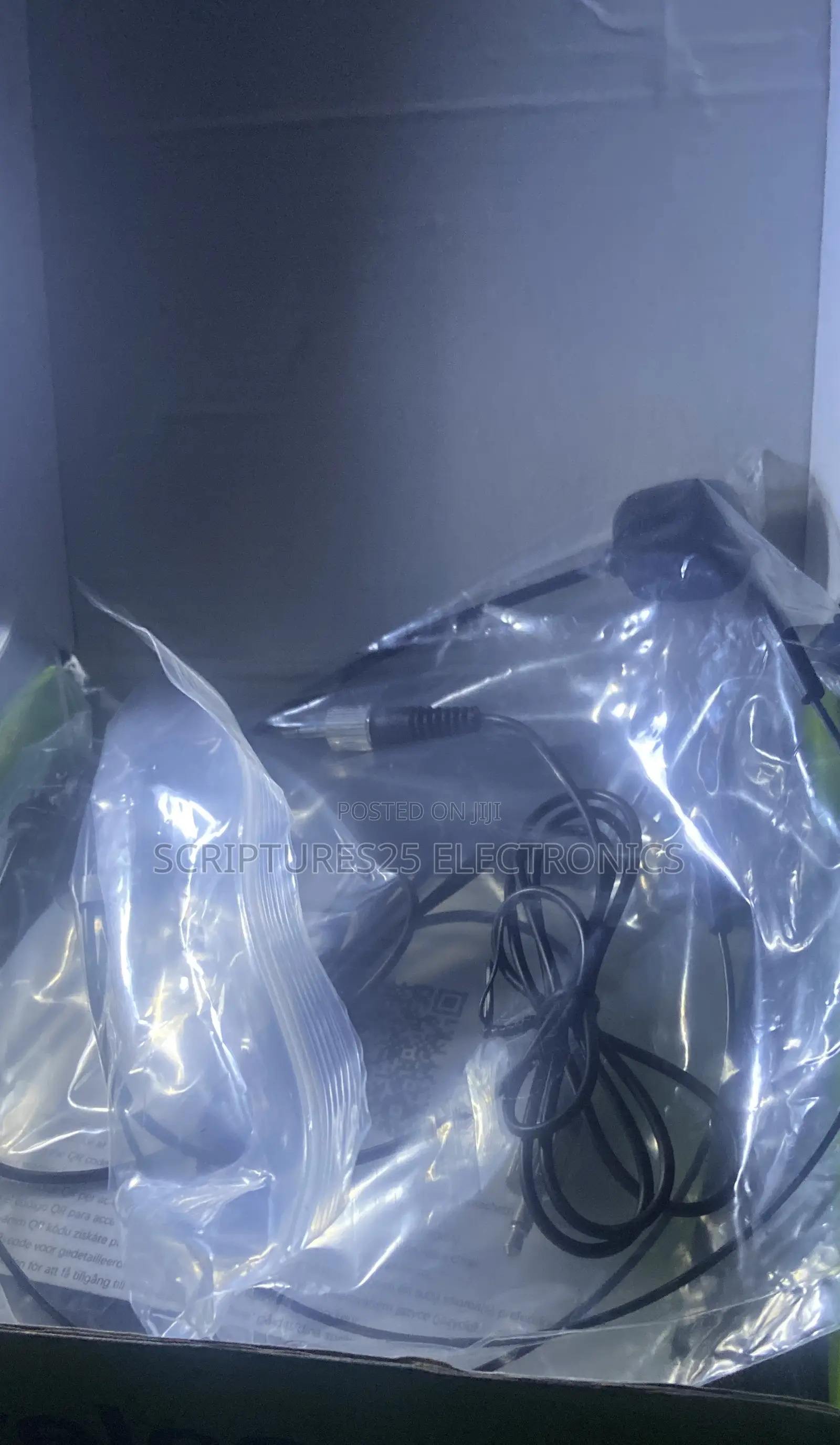 Professional Uhf 2 in 1 Headset Lapel Microphone (Also in Kumasi )