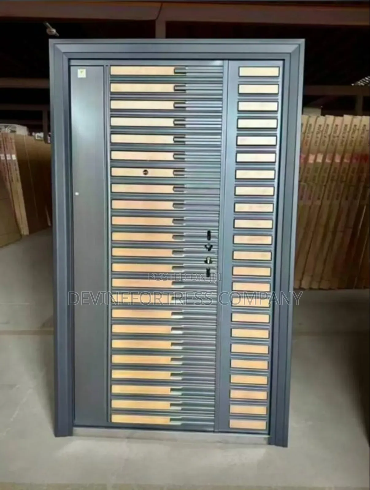 High Quality Anti Rust Paladin Single Gold Door