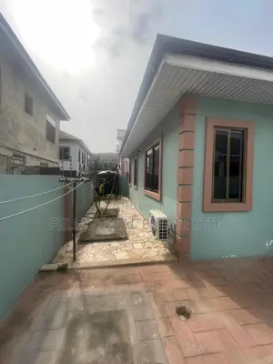 3bdrm House in Felmic Real Estate, Pure Water for sale
