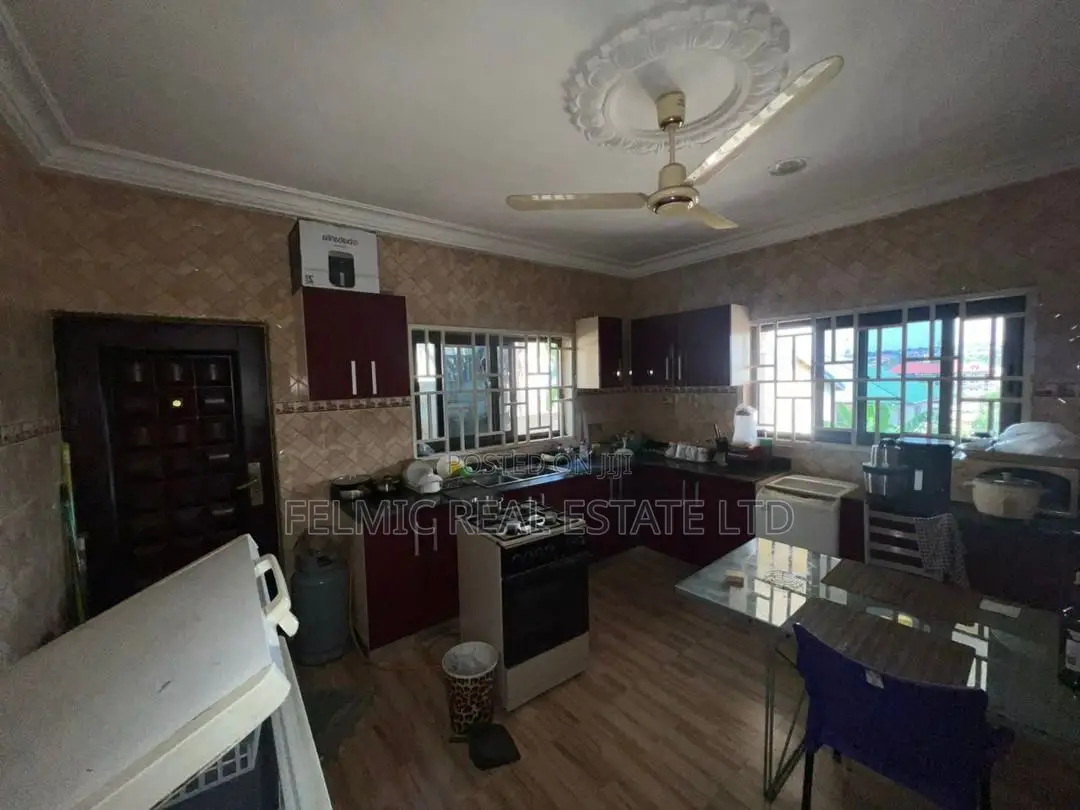 4bdrm House in Felmic Real Estate, Mangoase for sale