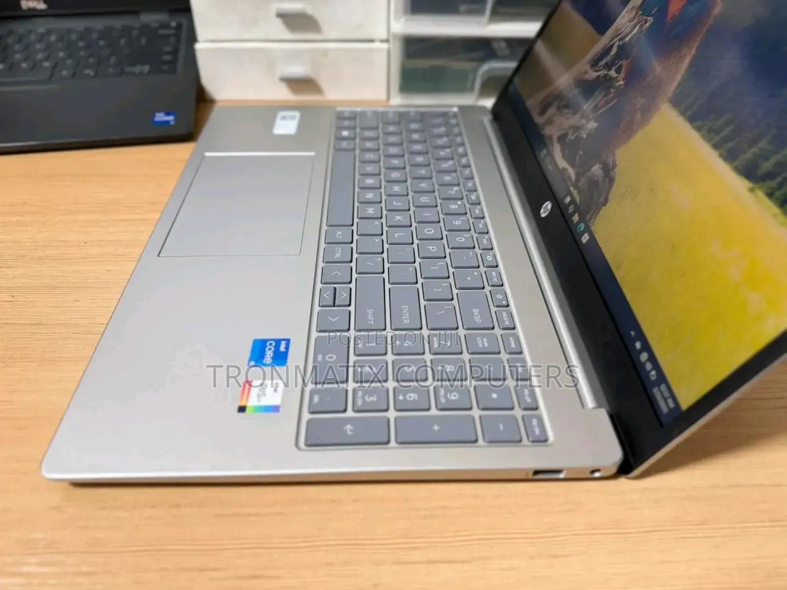 New Laptop HP 14S 16GB Intel Core i5 SSD 256GB