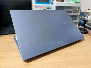 New Laptop HP 15-ra003nia 8GB Intel Core i5 SSD 512GB