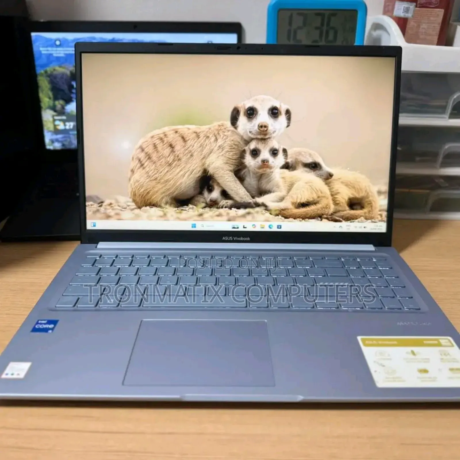 New Laptop HP 15-ra003nia 8GB Intel Core i5 SSD 512GB