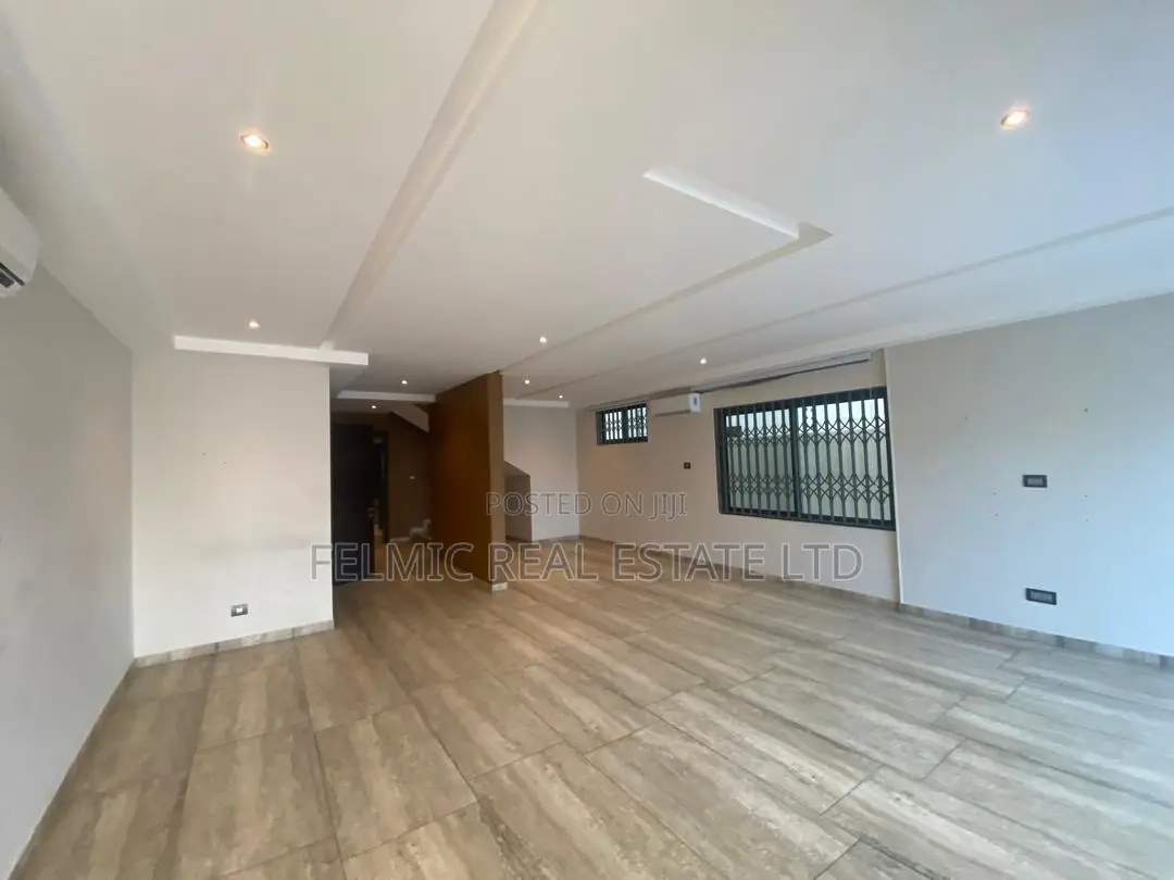 4bdrm Duplex in Felmic Real Estate, A&C Mall Area for rent