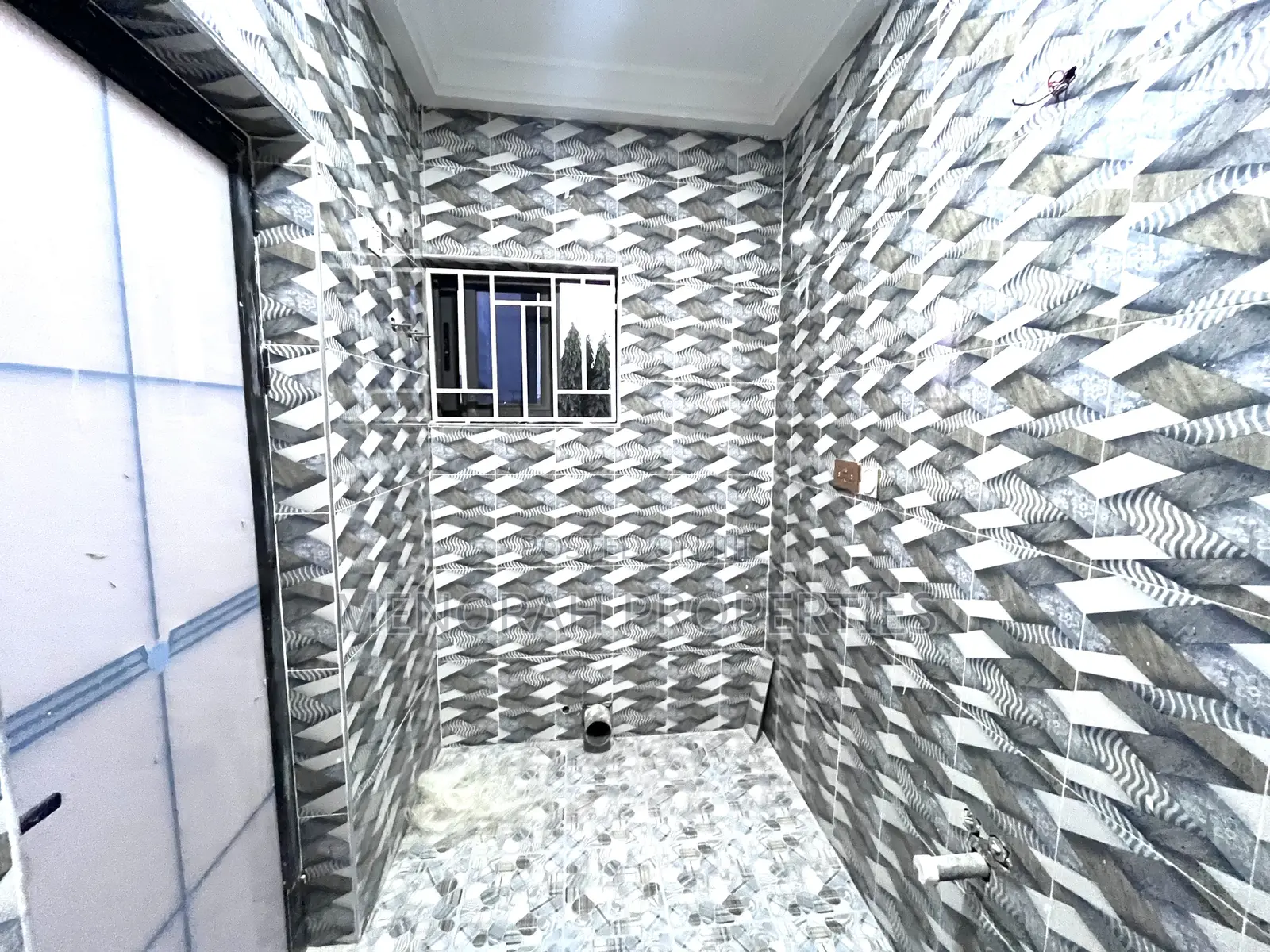 2bdrm Apartment in Adenta Commandos for rent