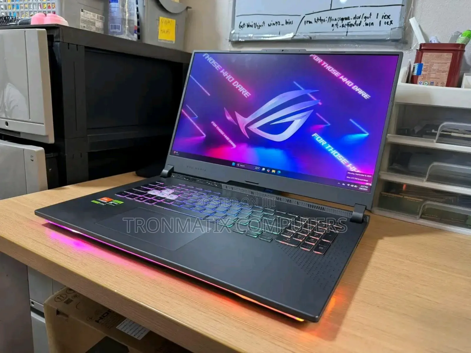 New Laptop Asus ROG Strix G16 G614 16GB AMD Ryzen 9 SSD 1T