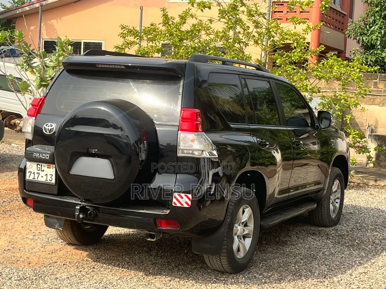 Toyota Land Cruiser Prado 2013 Black
