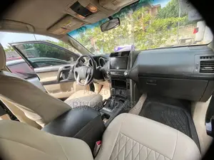 Toyota Land Cruiser Prado 2013 Black
