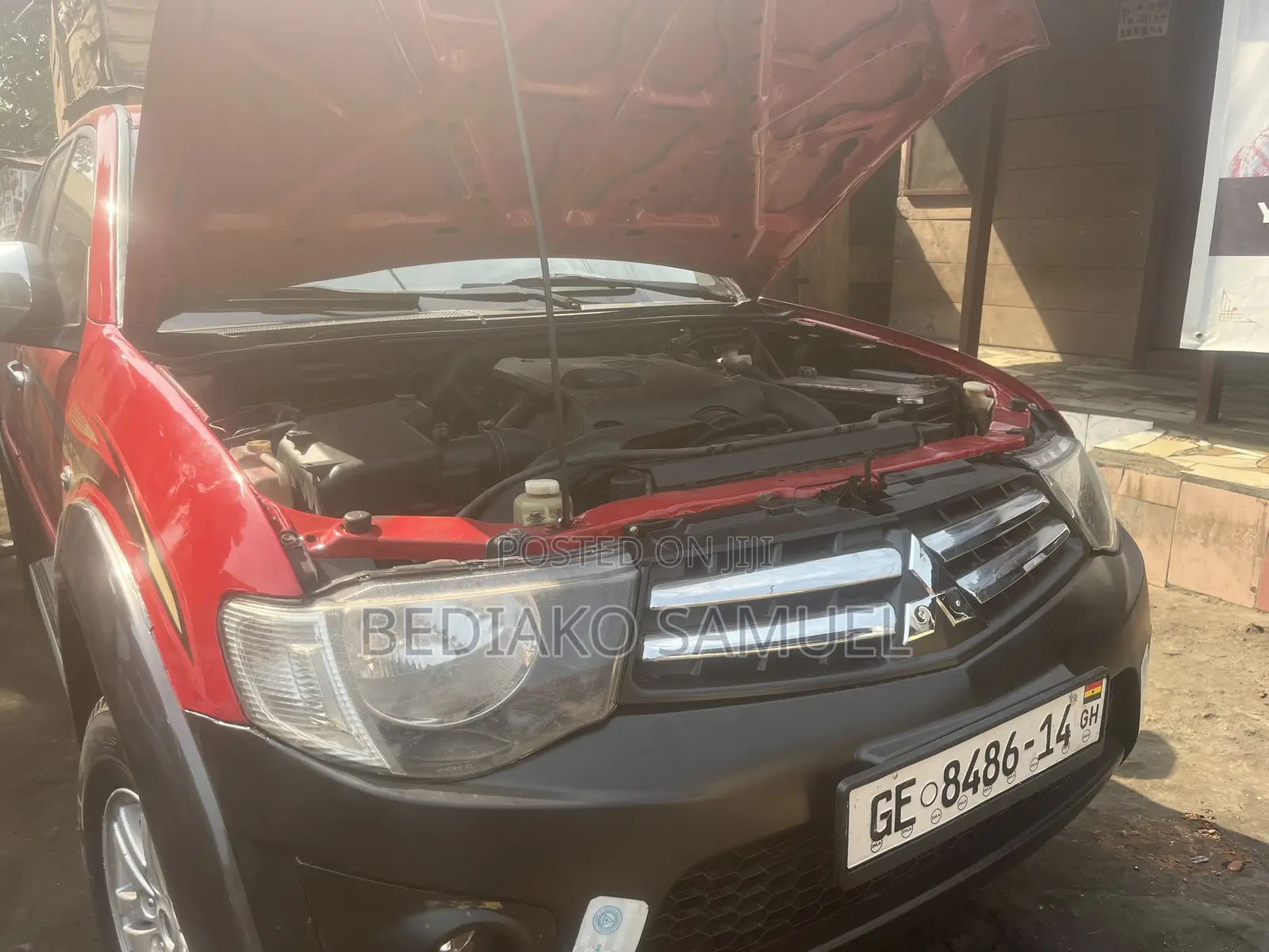 Mitsubishi L200 Double Cab 2.5 136hp 4WD 2013 Red
