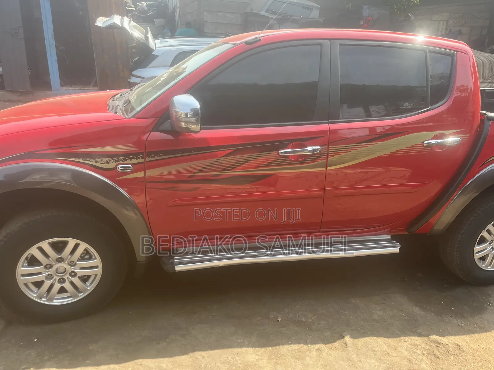 Mitsubishi L200 Double Cab 2.5 136hp 4WD 2013 Red