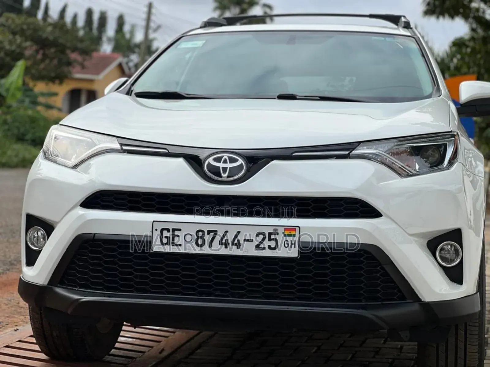Suvs ,Hiace and Prado