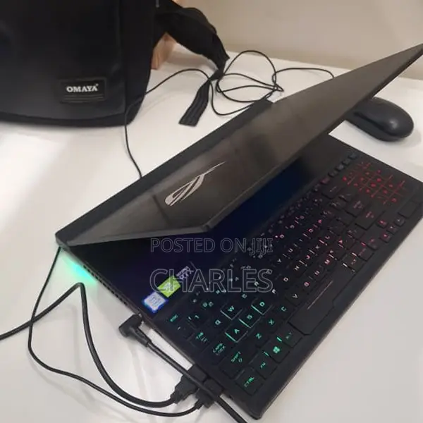 Laptop Asus 24GB Intel Core i7 SSD 1T
