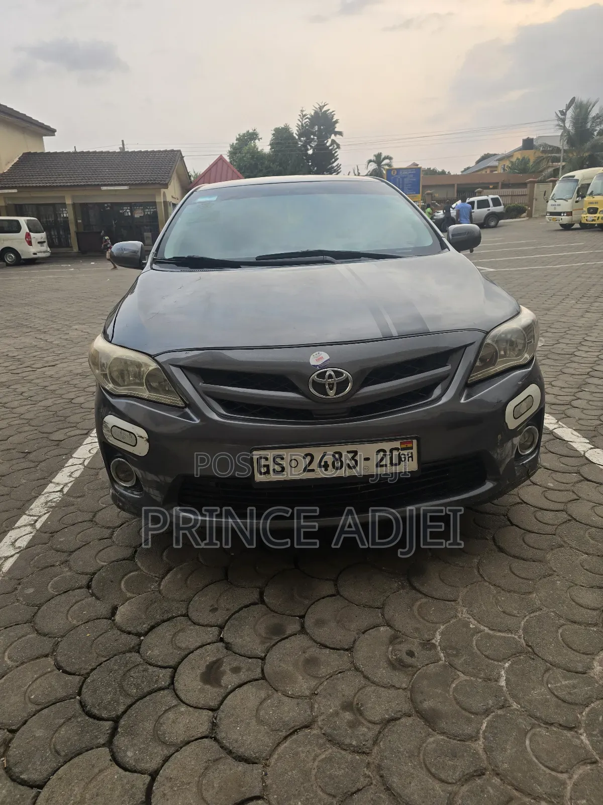 Toyota Corolla L 4-Speed Automatic 2013 Gray