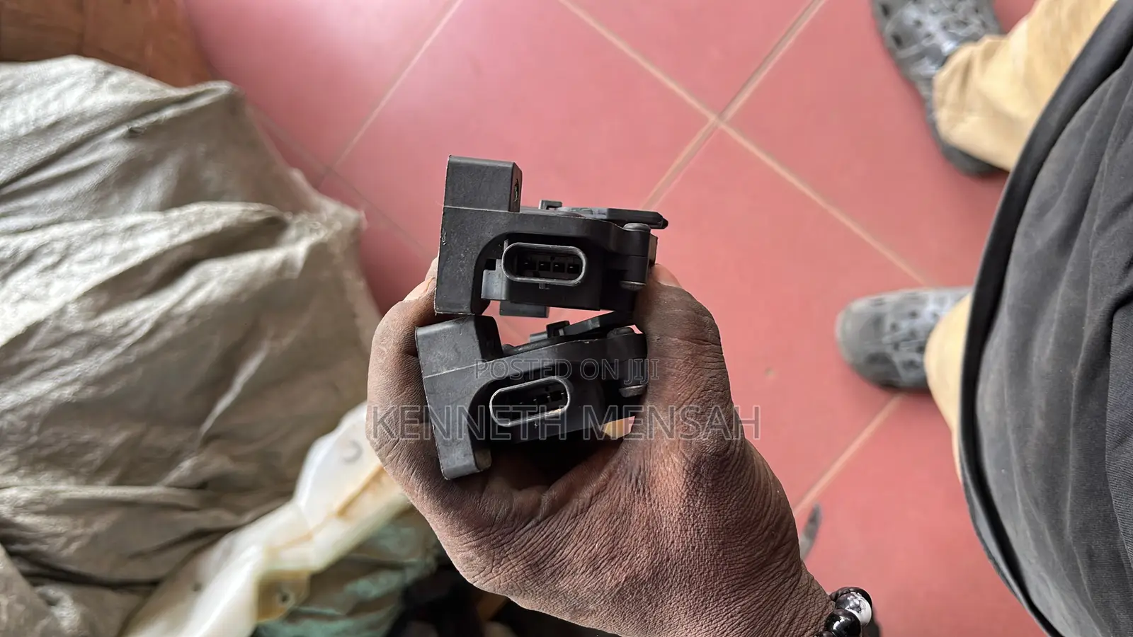 Honda Crv 2017 -2022 Shutter Grill Motor