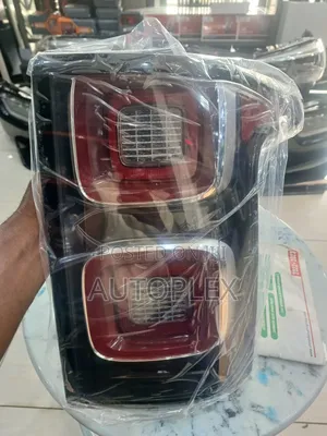 New Design for Landrover Rangerover Vogue 2013-2018 Taillight