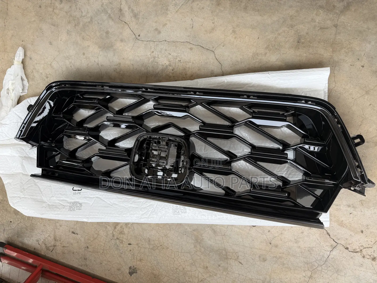 Honda CRV 2024 Front Grill