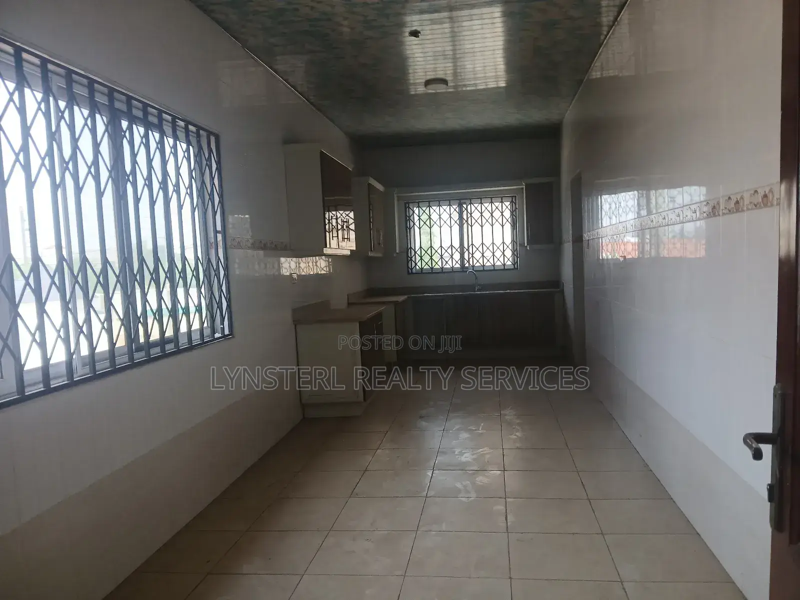 8bdrm House in Ability for rent