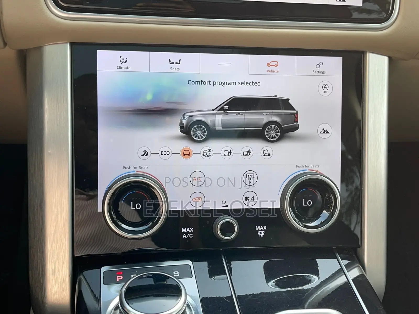 Land Rover Range Rover Vogue 2019 White