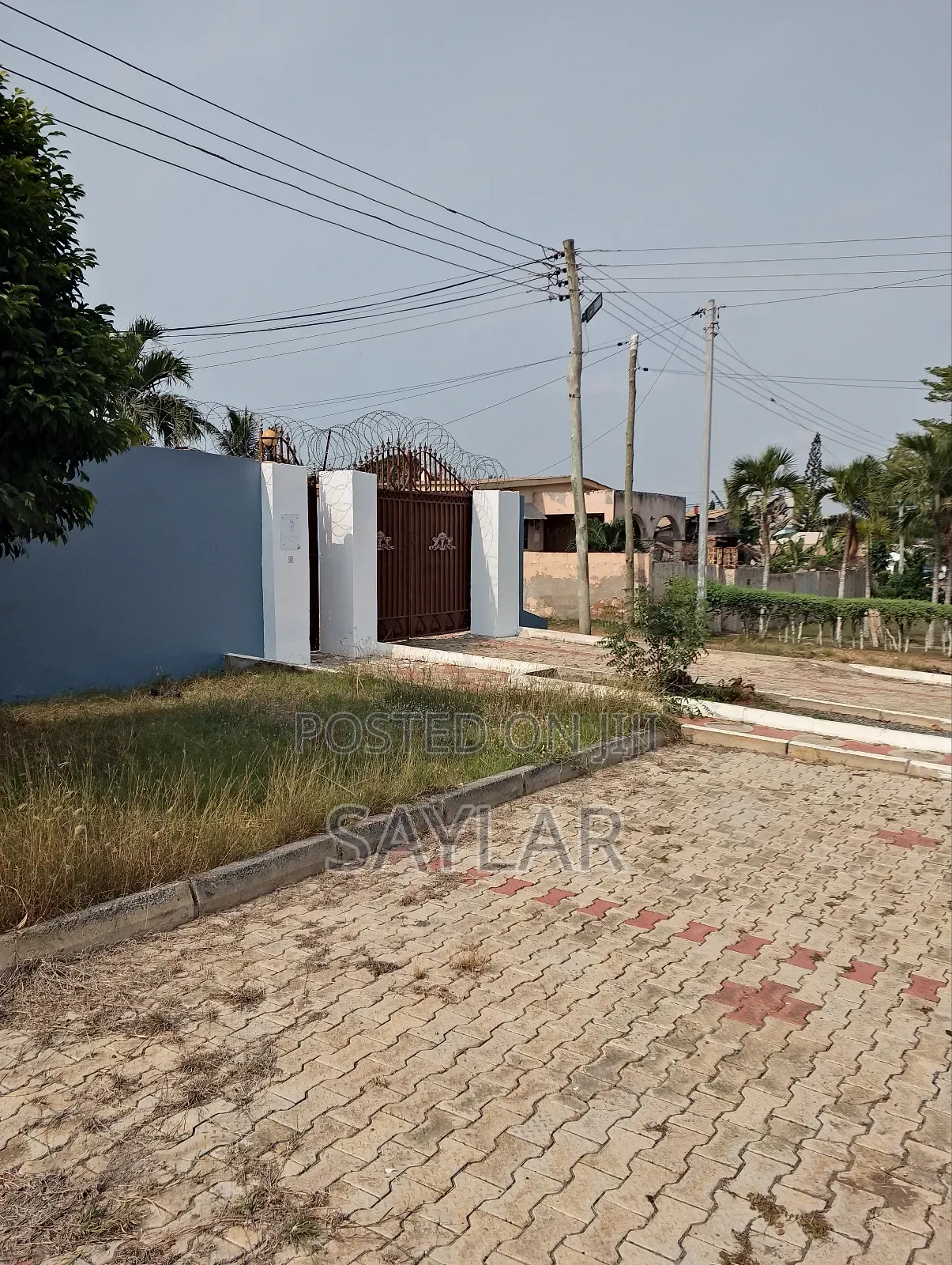 Furnished 6bdrm House in Enjoy Estates, Tema Metropolitan for sale