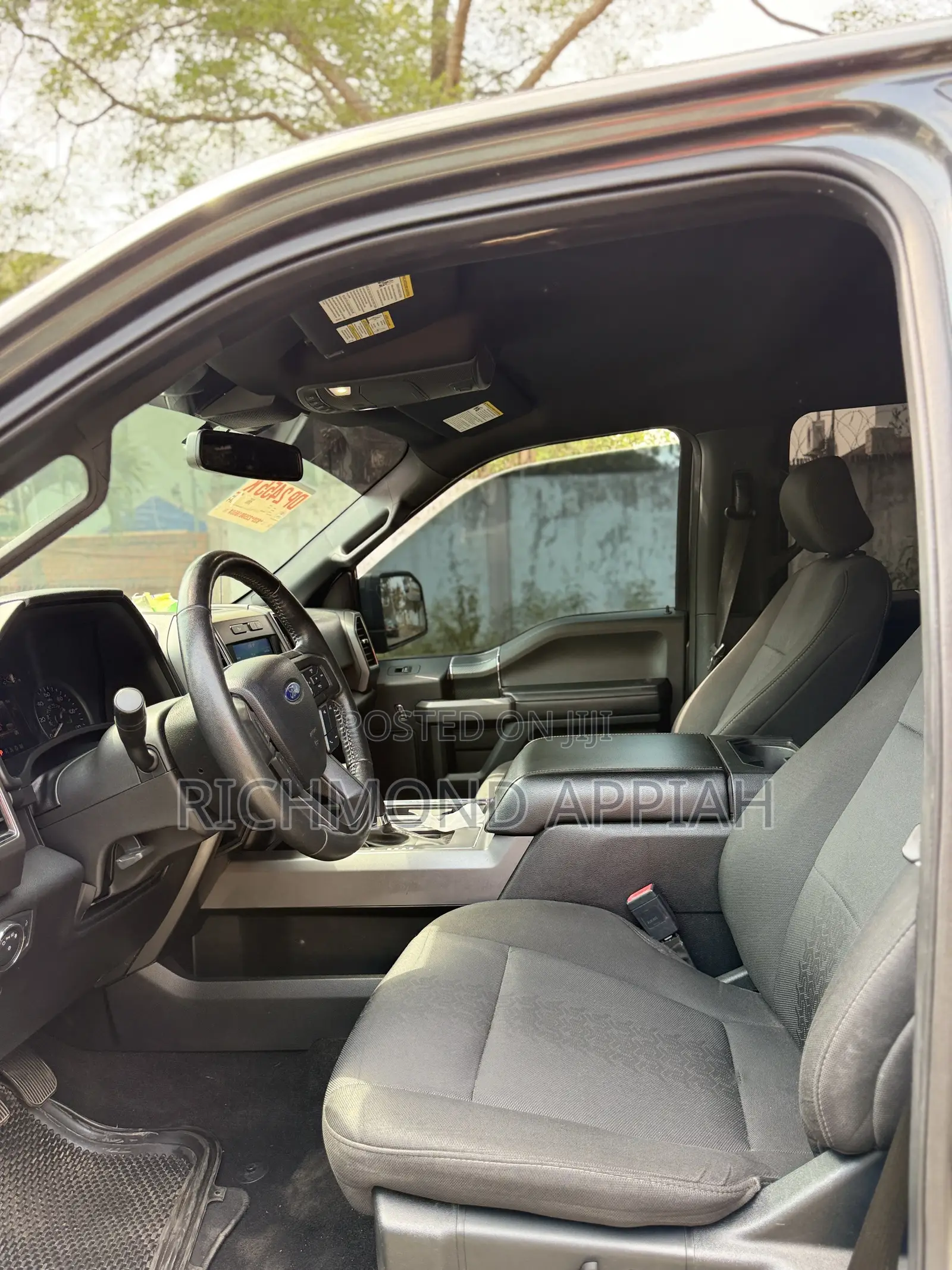 Ford F-150 2020 Gray