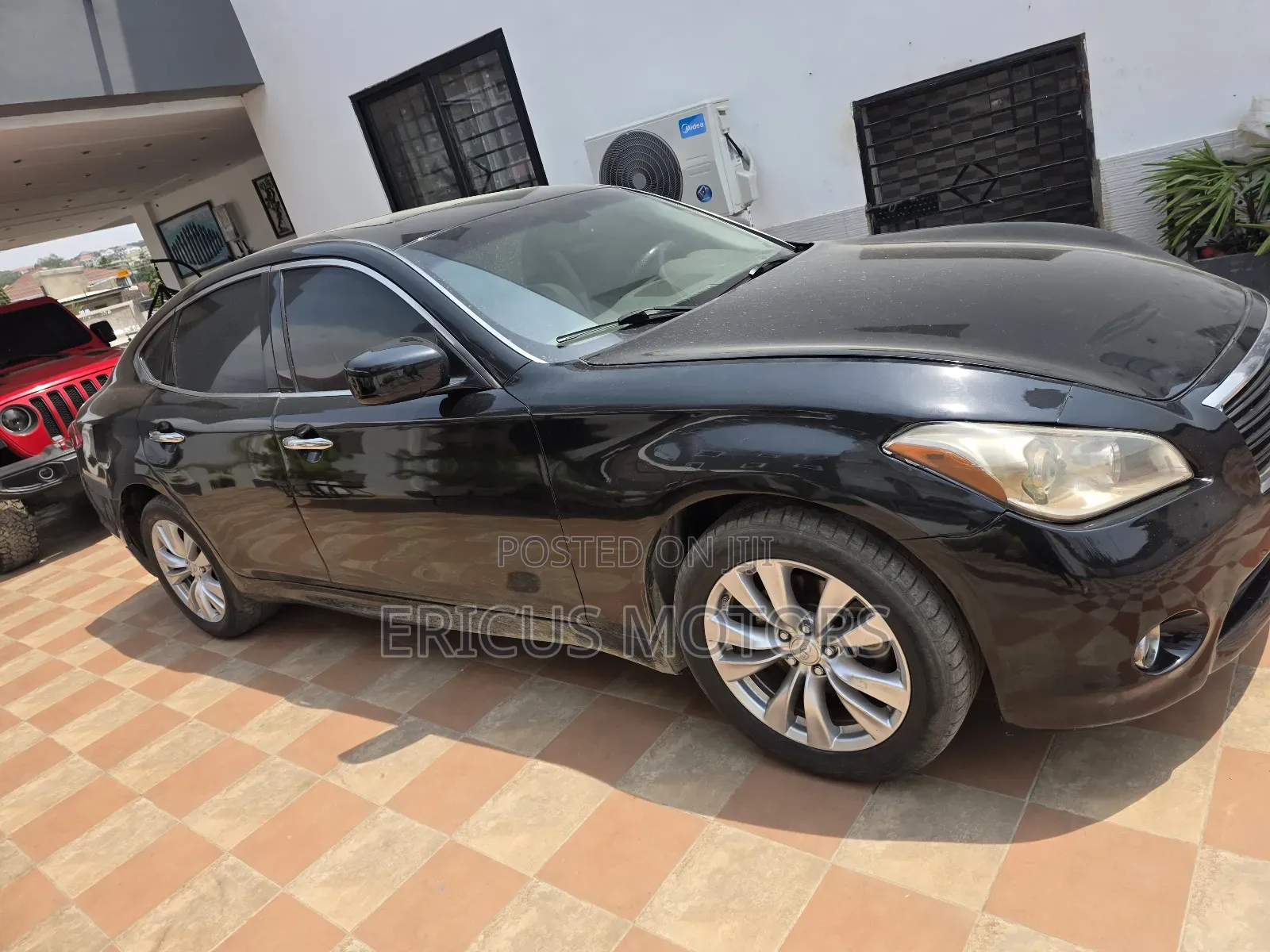 Infiniti M 37x 2011 Black