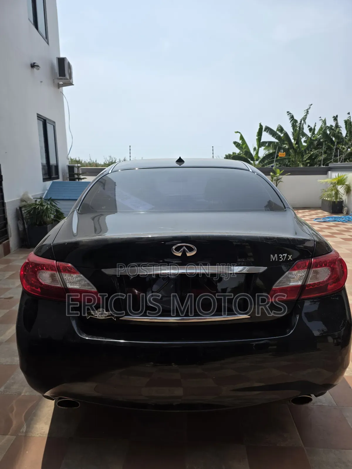 Infiniti M 37x 2011 Black