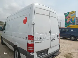 Mercedes-Benz Sprinter 2013 White