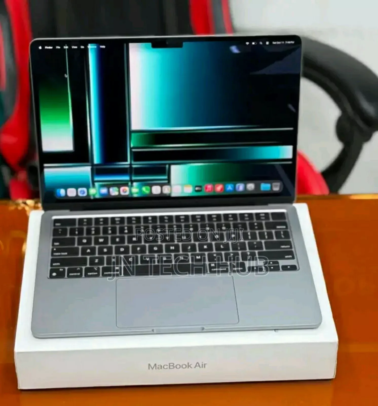New Laptop Apple MacBook Air 16GB Intel Core M2 SSD 1T