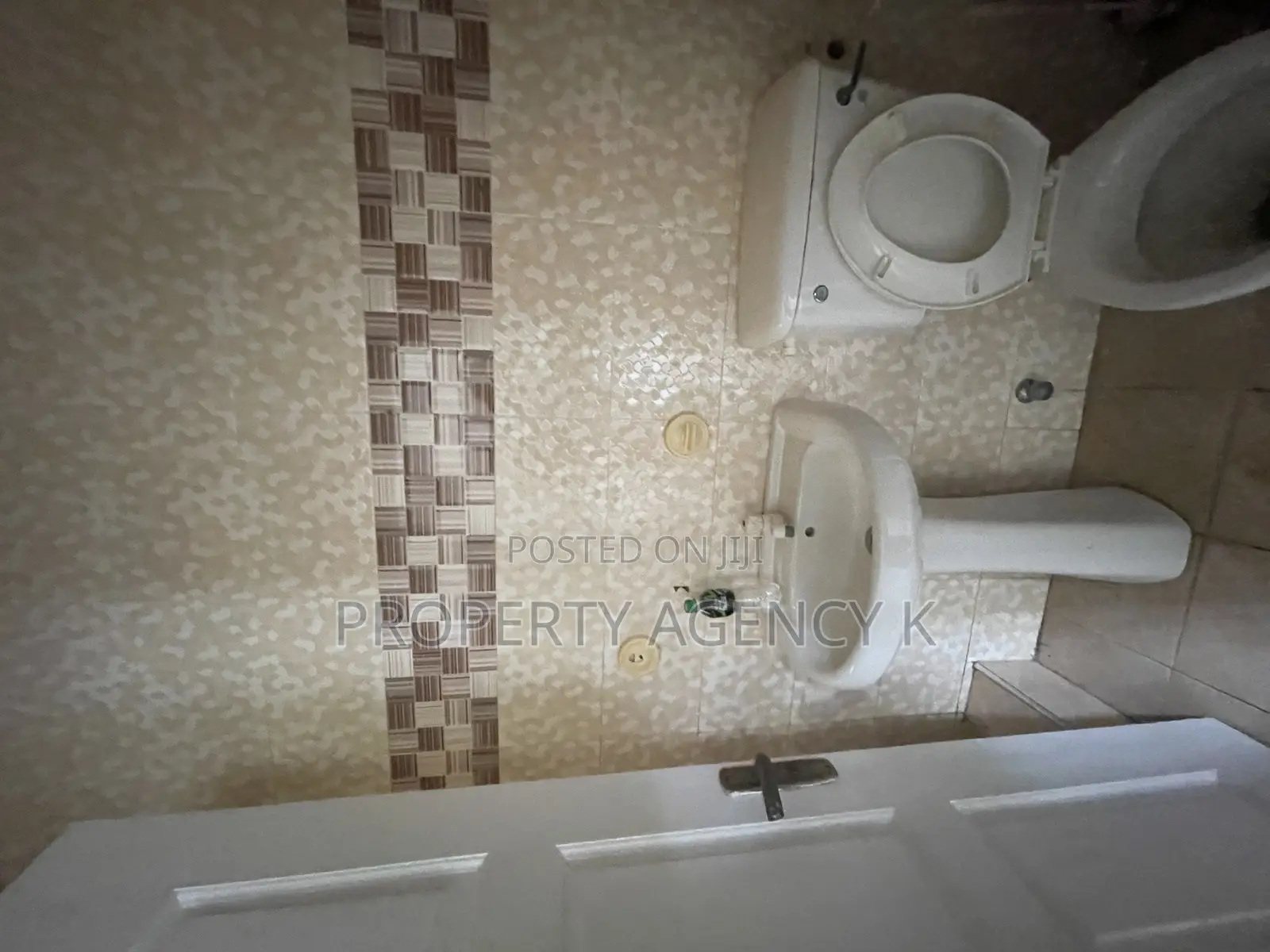 1bdrm Apartment in Accad Properties, West Hills Mall Area for rent