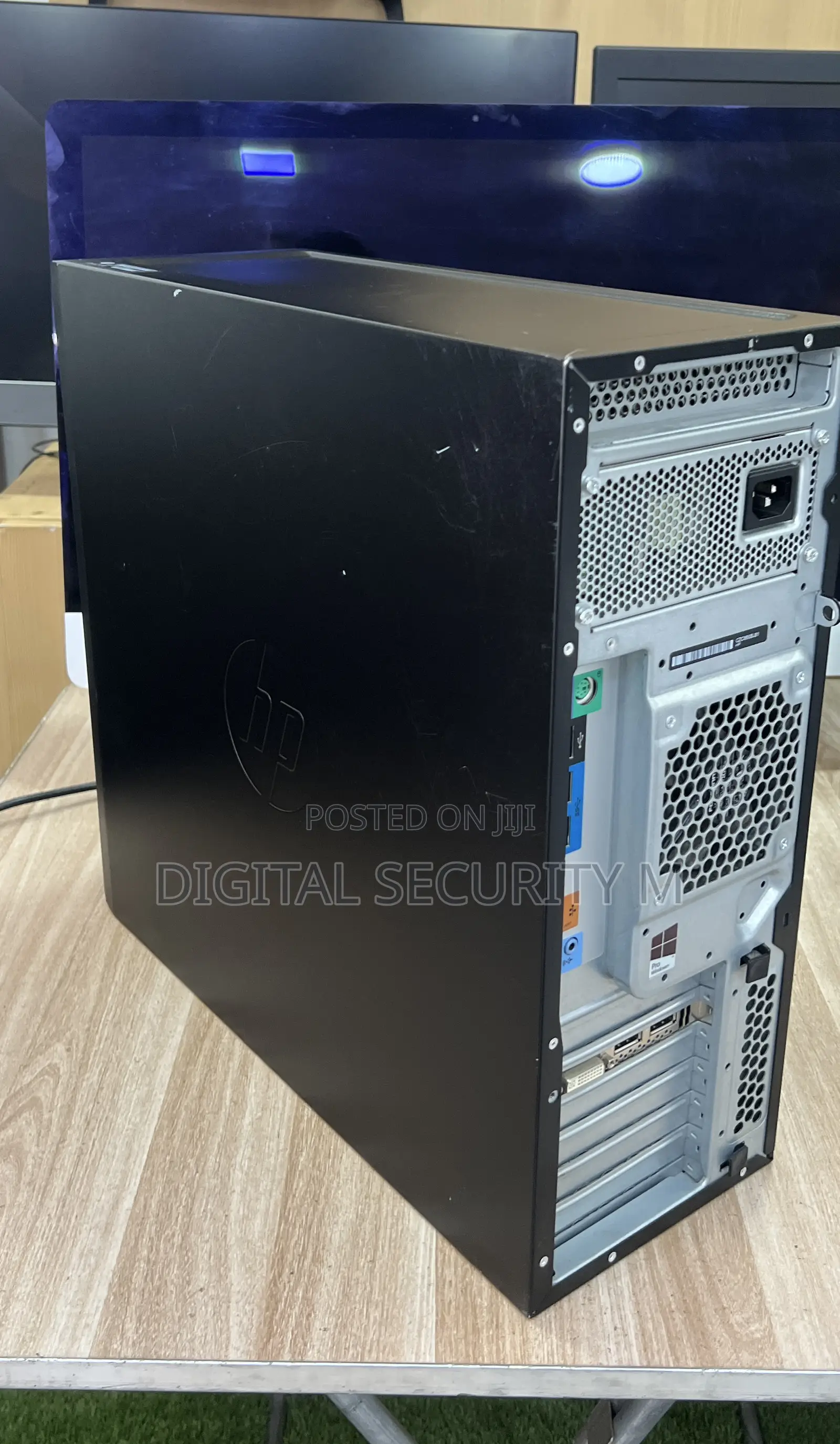 Desktop Computer HP Z440 8GB Intel Xeon HDD 1T