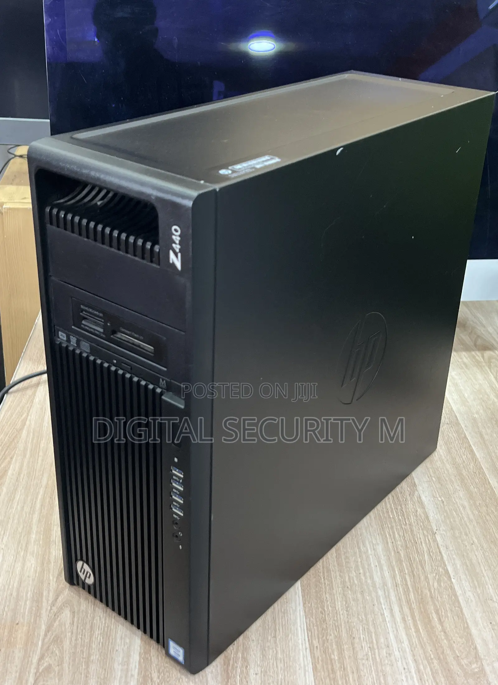 Desktop Computer HP Z440 8GB Intel Xeon HDD 1T