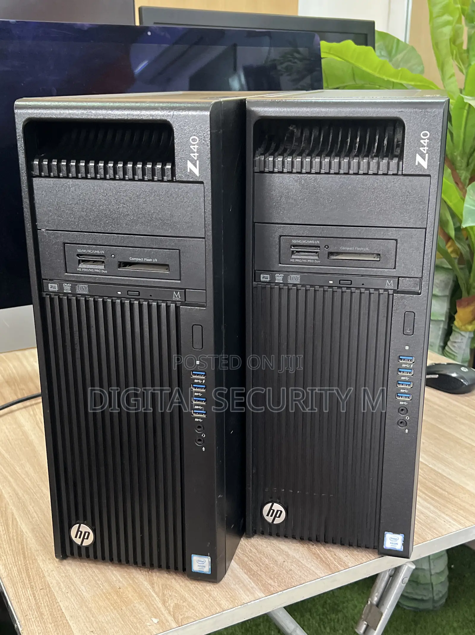 Desktop Computer HP Z440 8GB Intel Xeon HDD 1T