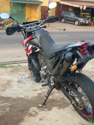 Yamaha 2016 Red