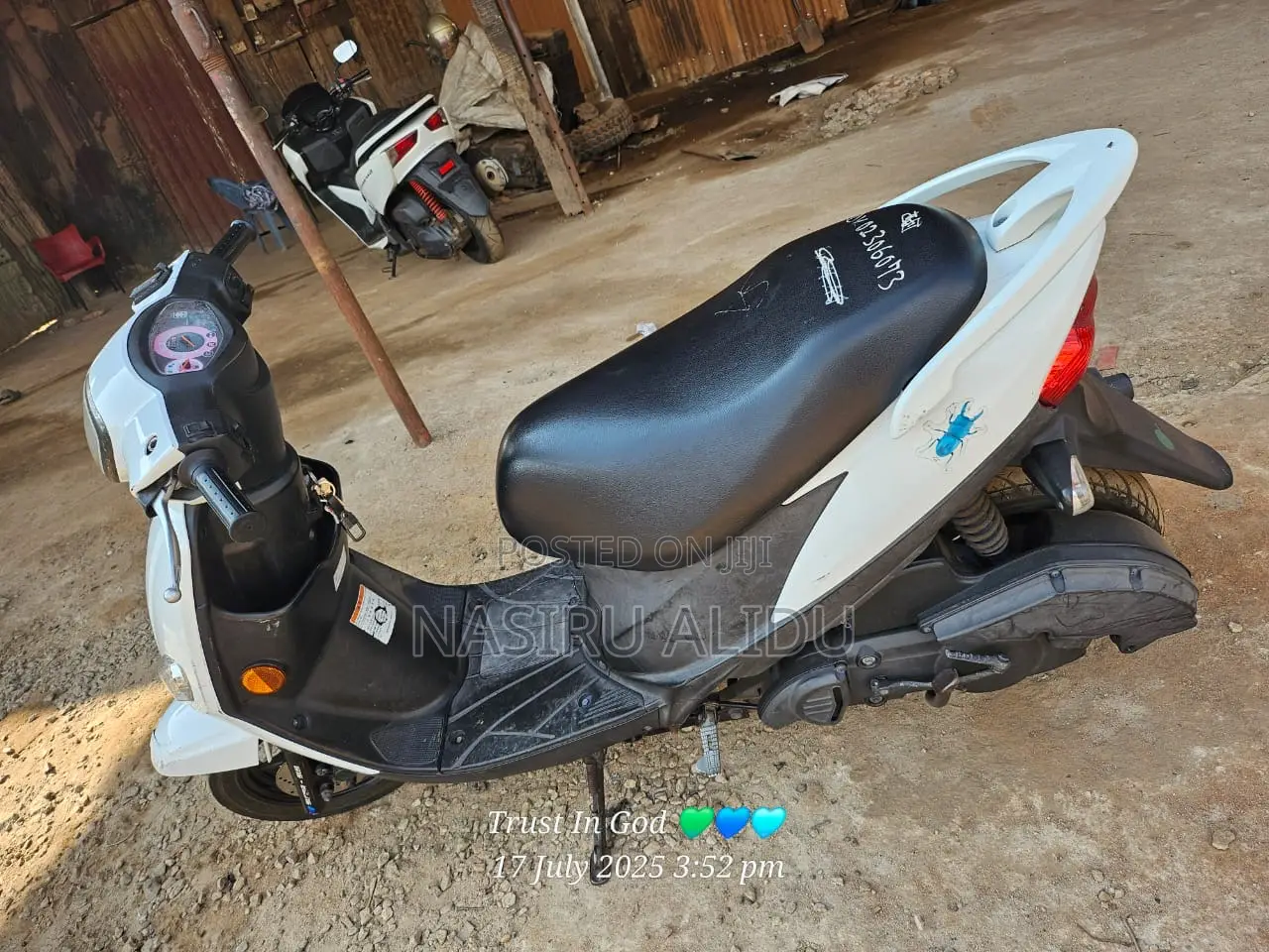 Suzuki Access 125 2021 White