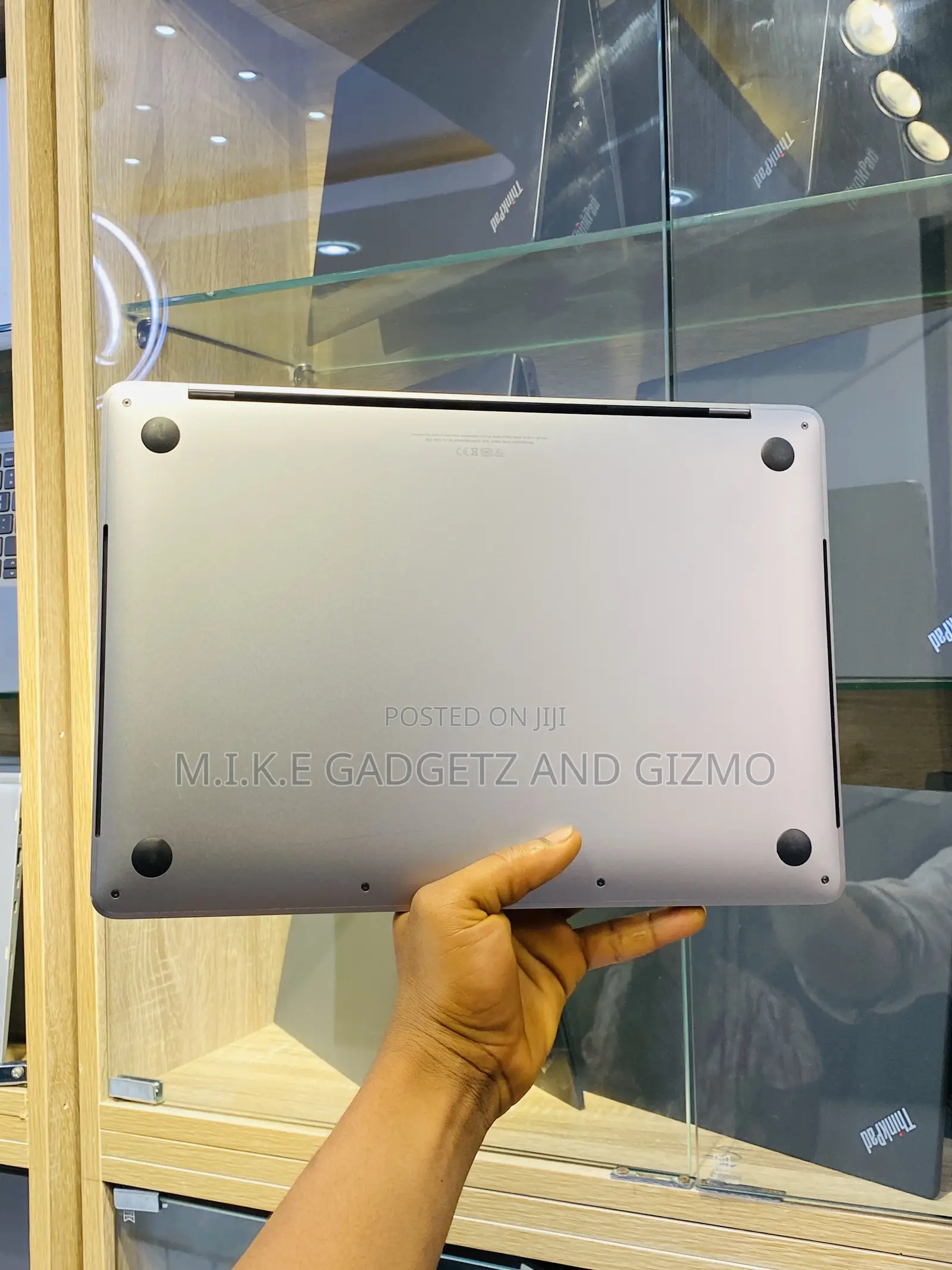 Laptop Apple MacBook Pro 2019 16GB Intel Core i7 SSD 512GB