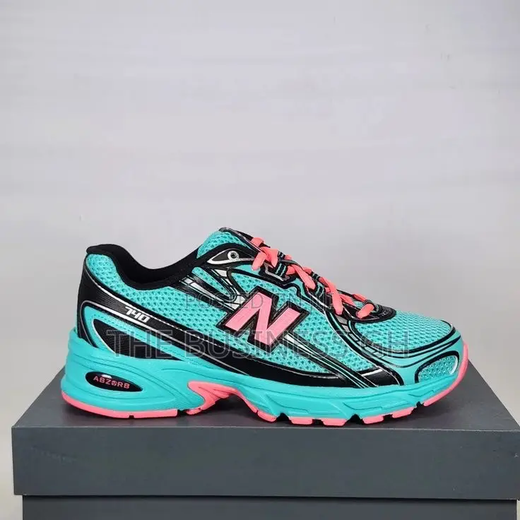 New Balance 740 Cyber Jade Sneakers