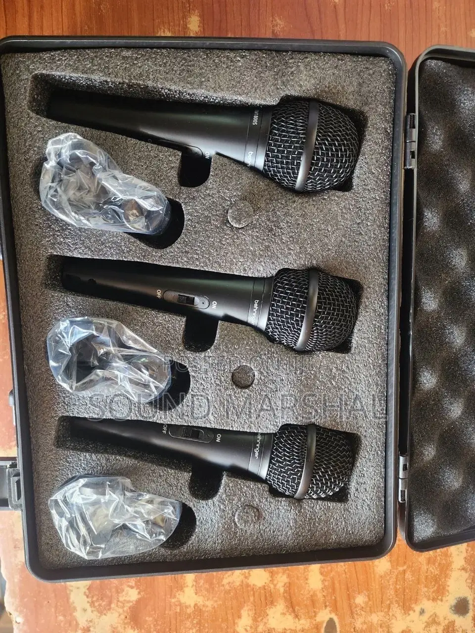 Behringer Ultravoice Xm1800s Microphones 3-in-1 Set