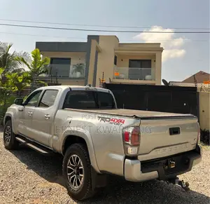 Toyota Tacoma 2023 White