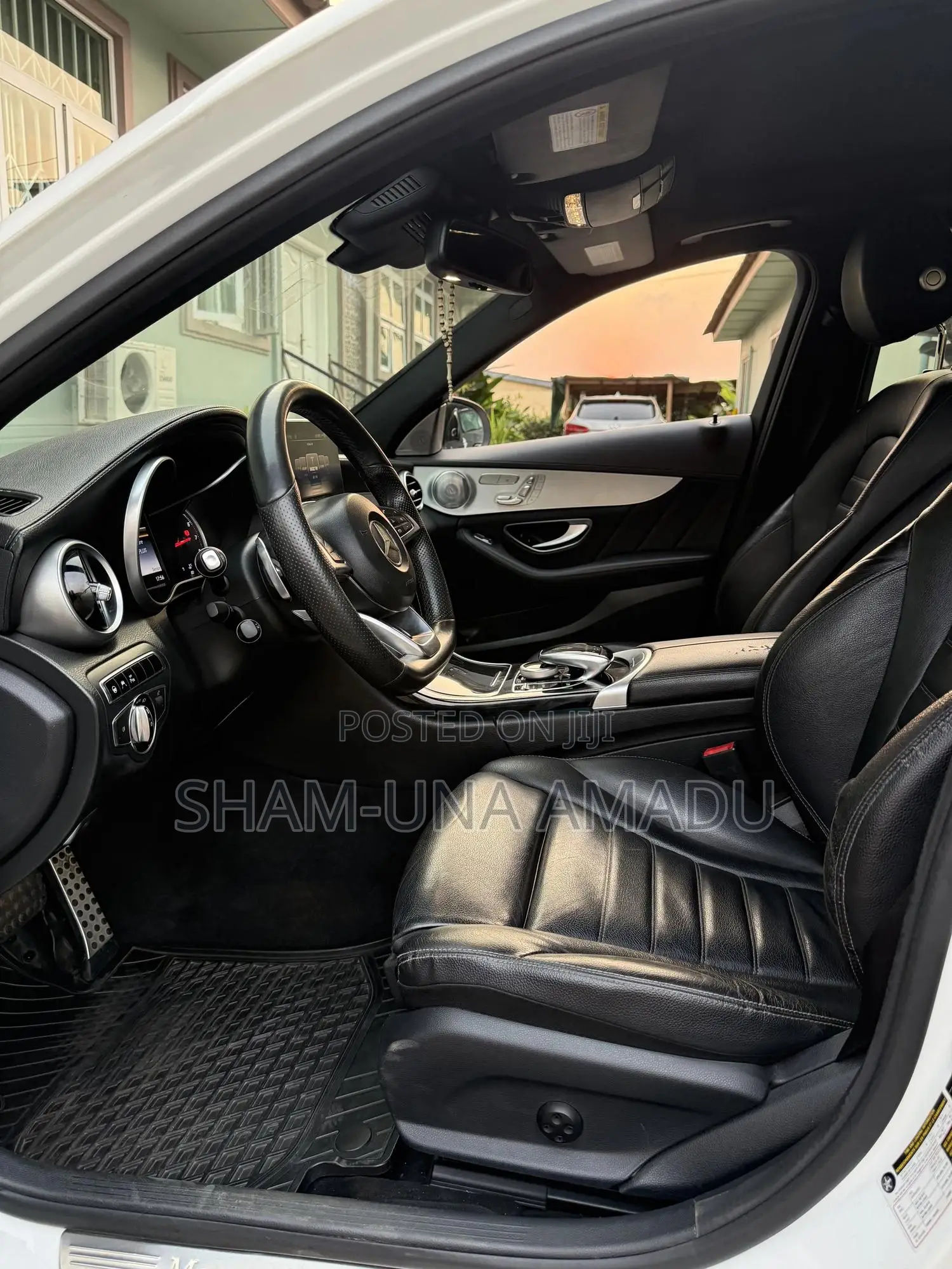 Mercedes-Benz C400 4Matic AWD Sedan (3.0L V6 7A) 2015 White