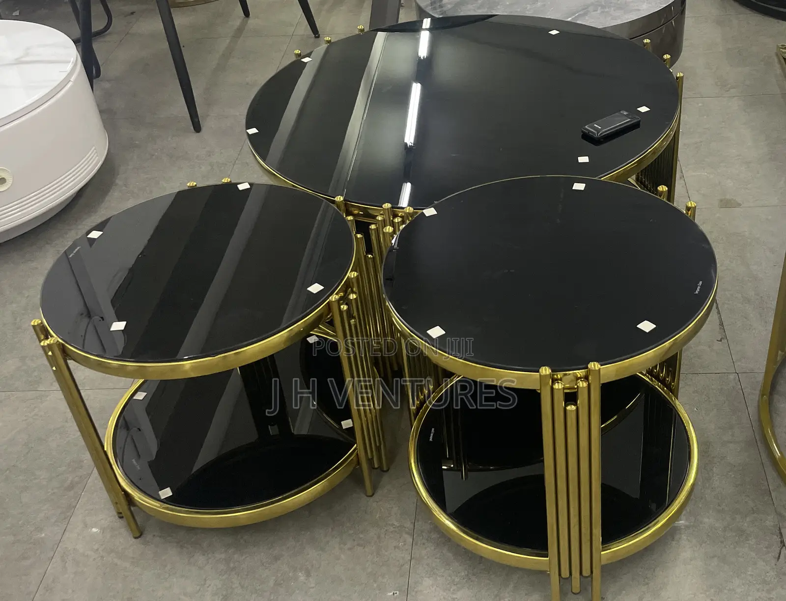 Luxury Nesting Coffee Table