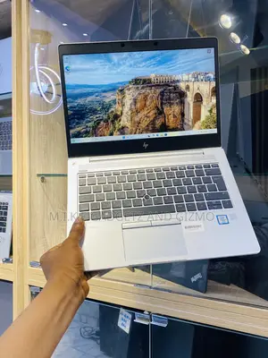 Laptop HP EliteBook 830 G5 8GB Intel Core i5 SSD 256GB
