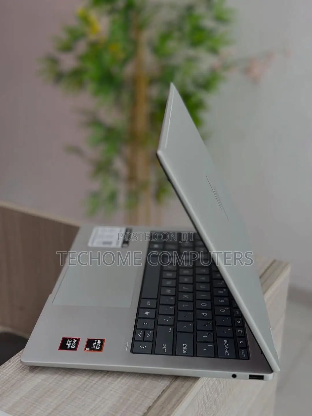 Laptop HP Envy 14 16GB AMD Ryzen 5 SSD 512GB