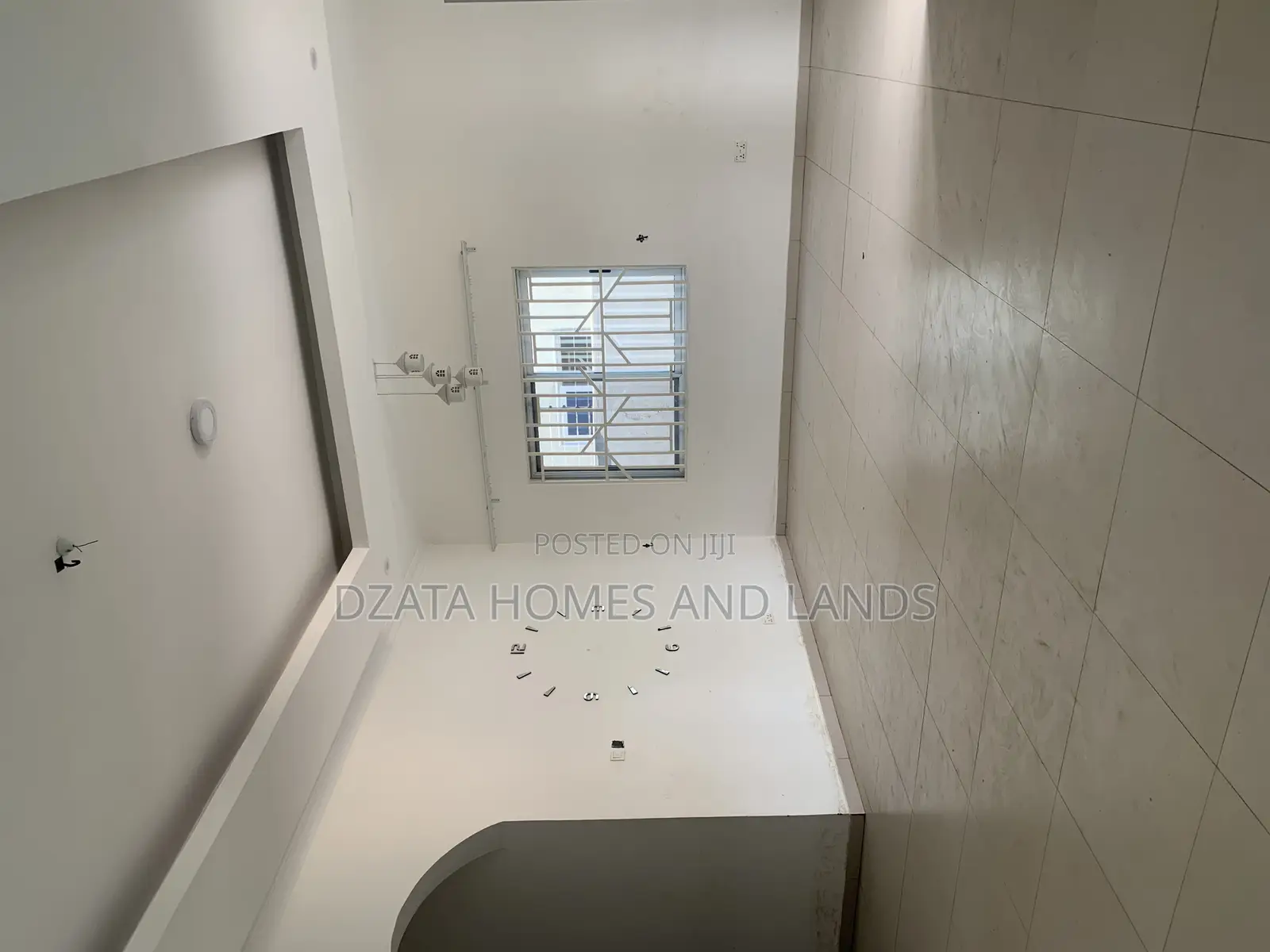 3bdrm House in Coastal Estates, Spintex for rent
