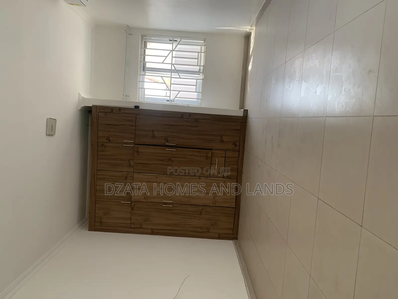 3bdrm House in Coastal Estates, Spintex for rent
