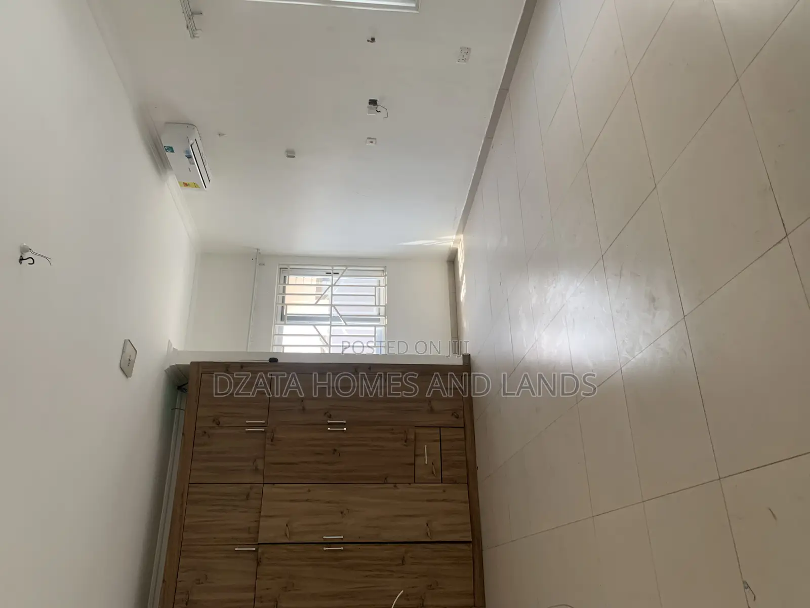 3bdrm House in Coastal Estates, Spintex for rent