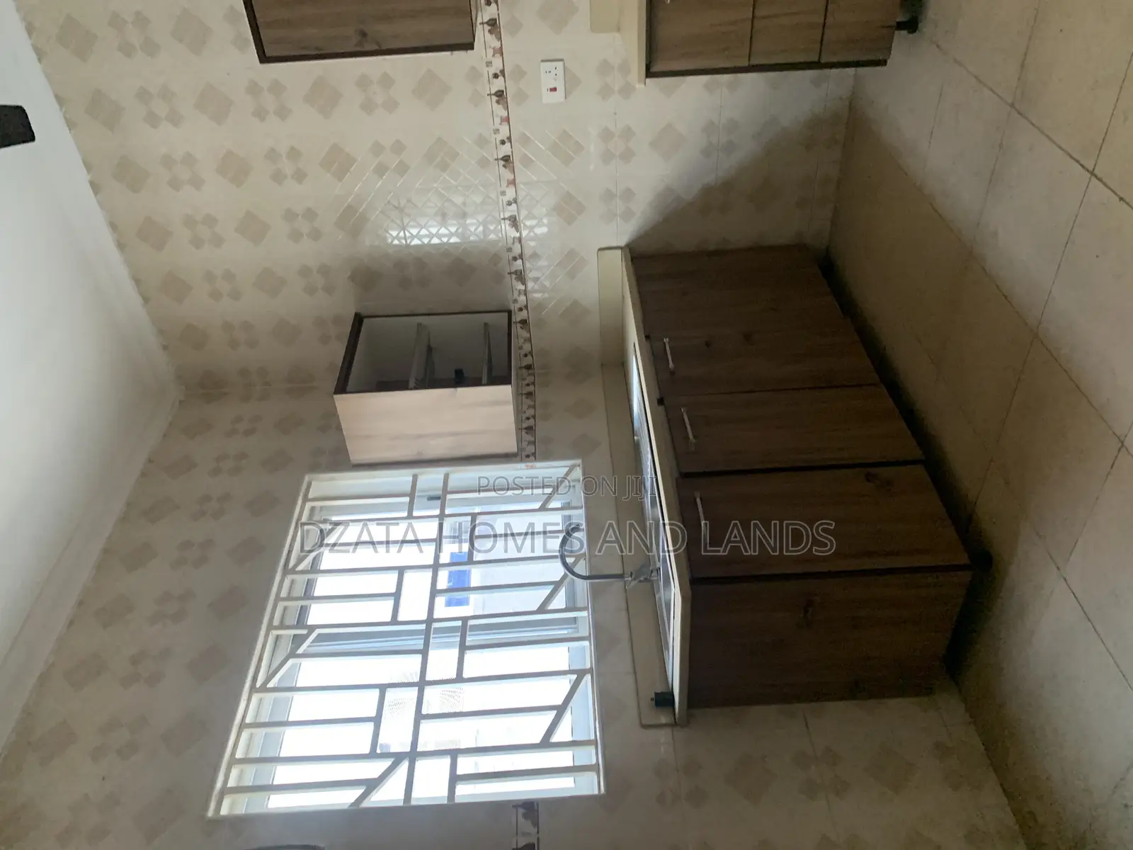 3bdrm House in Coastal Estates, Spintex for rent
