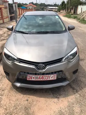 Toyota Corolla 2015 Gray
